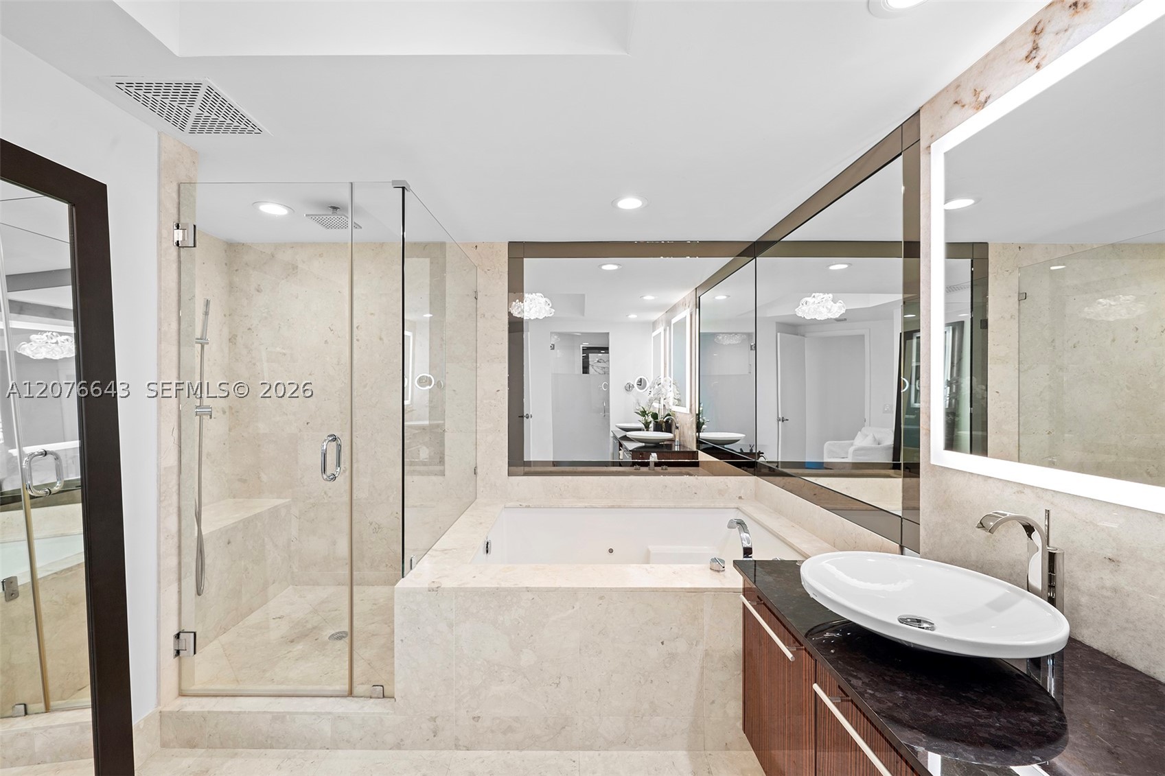 2711 S Ocean Dr #1502, Hollywood FL 33019