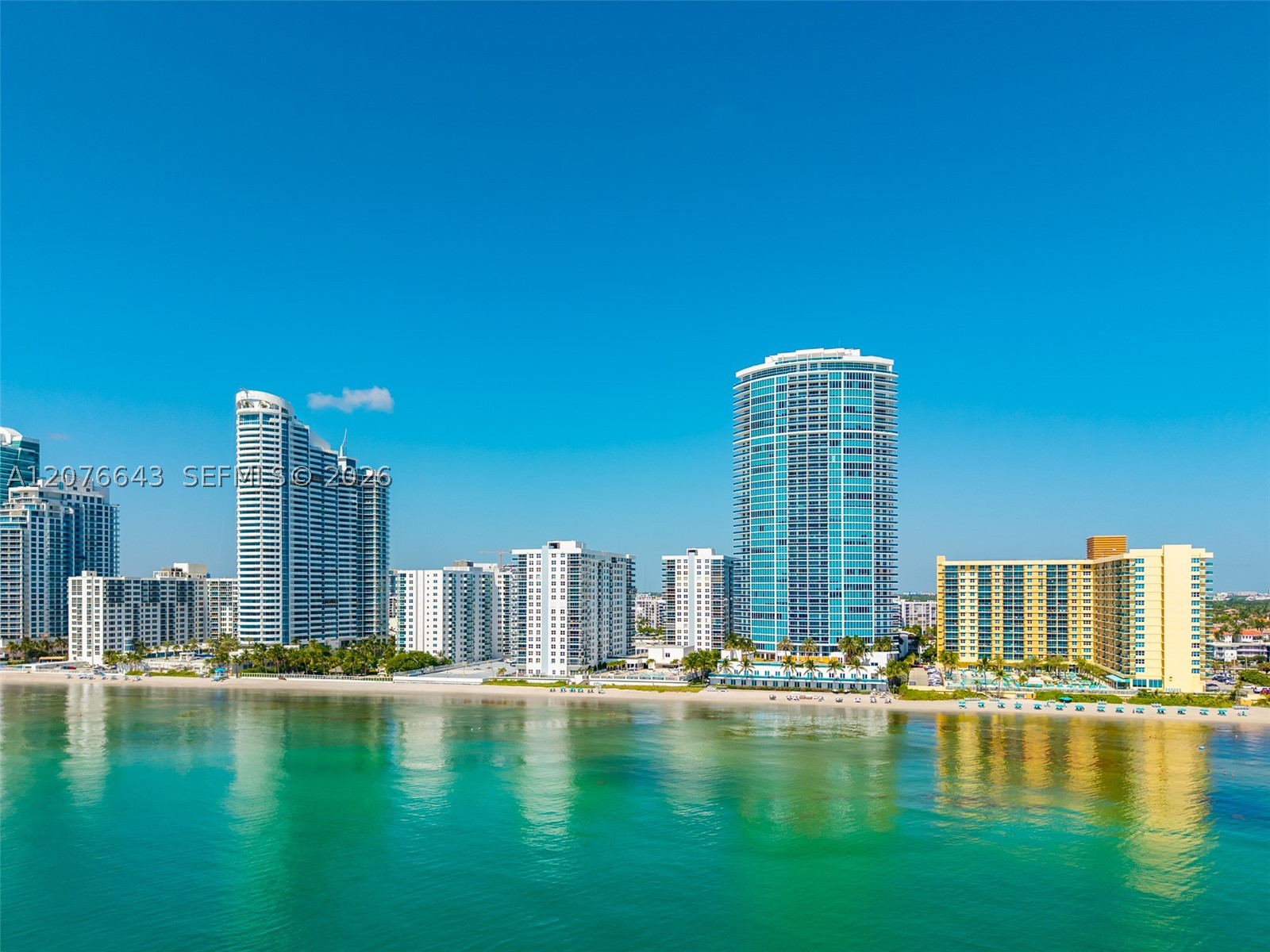 2711 S Ocean Dr #1502, Hollywood FL 33019