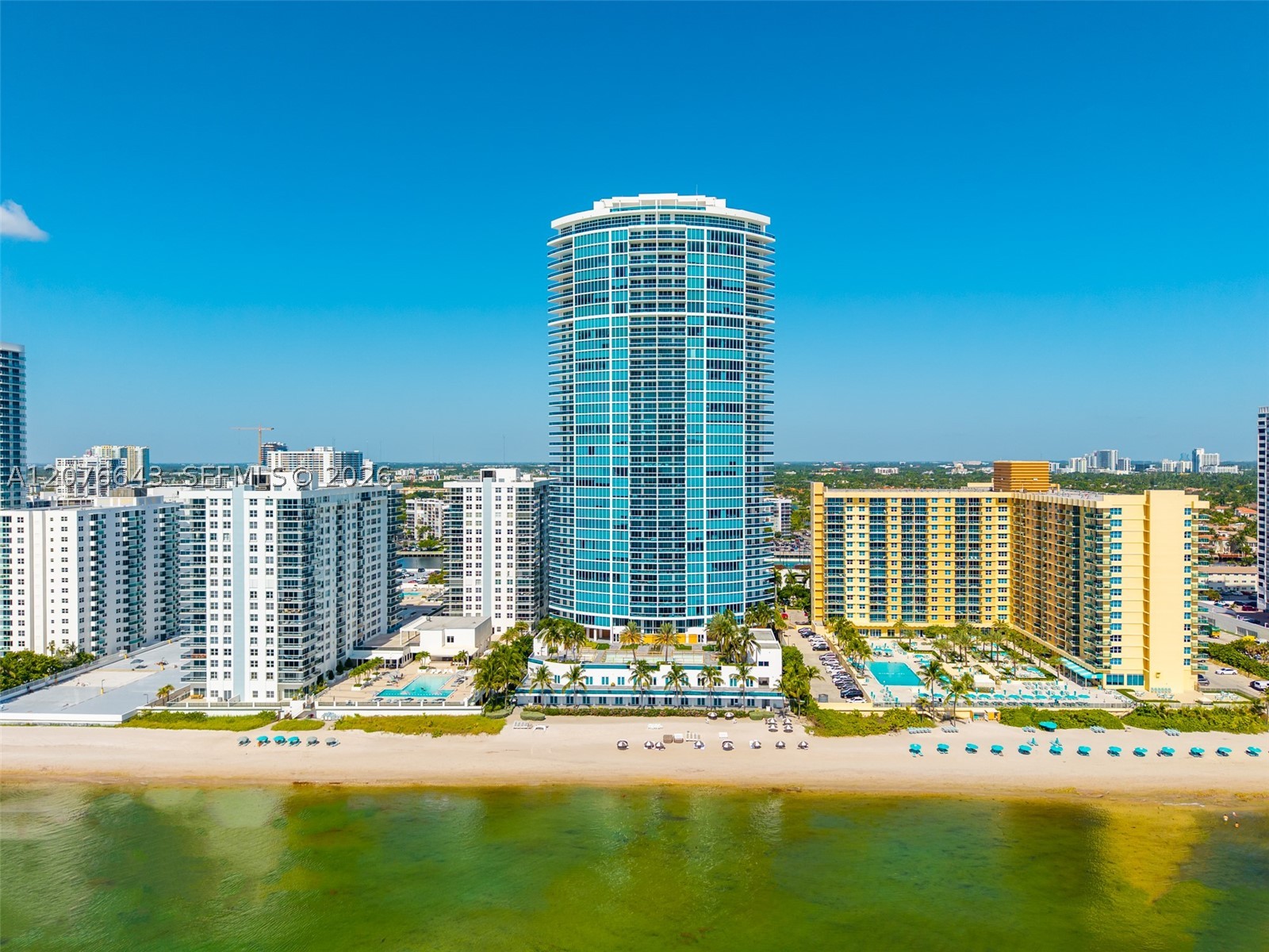 2711 S Ocean Dr #1502, Hollywood FL 33019