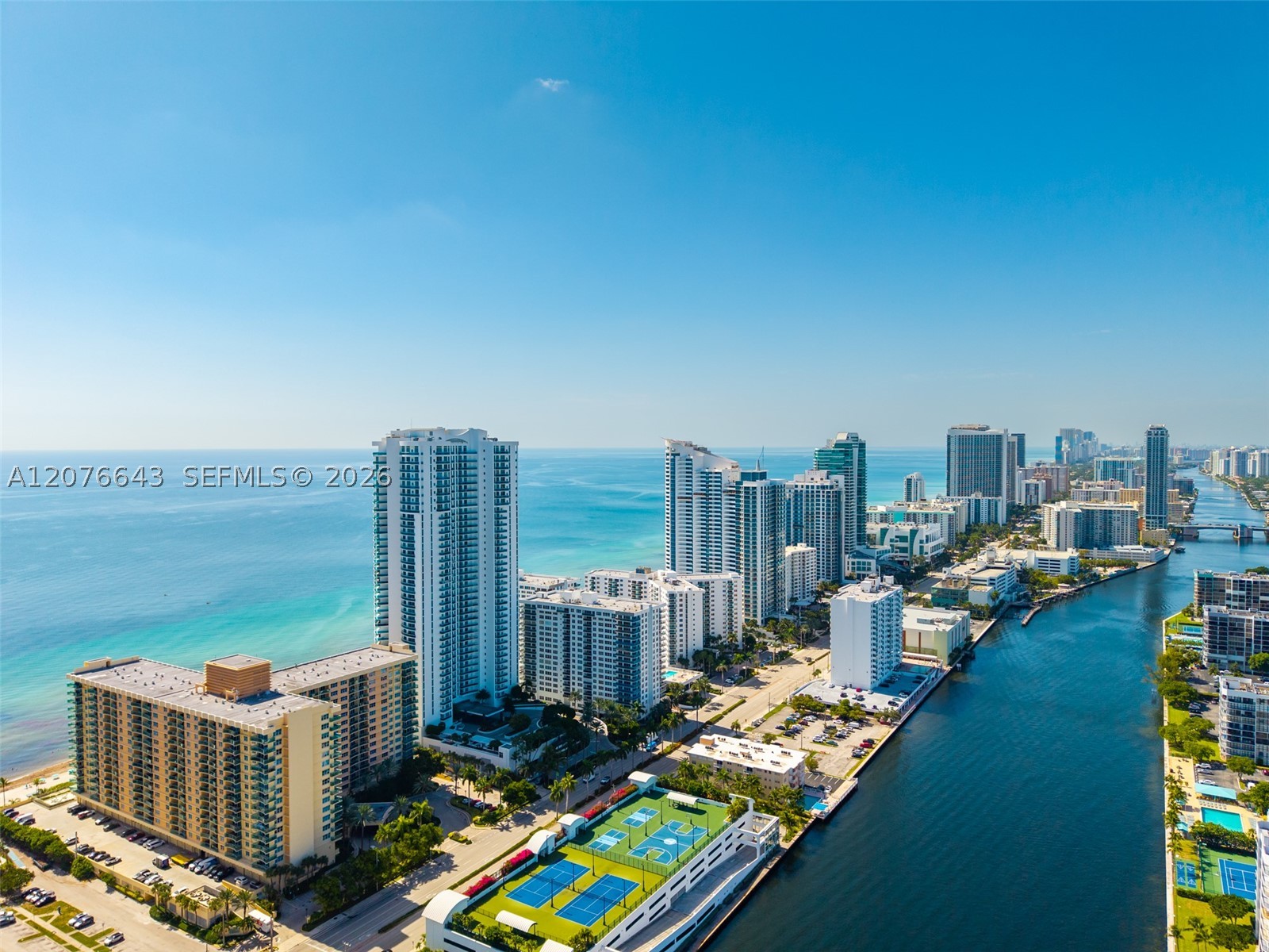 2711 S Ocean Dr #1502, Hollywood FL 33019