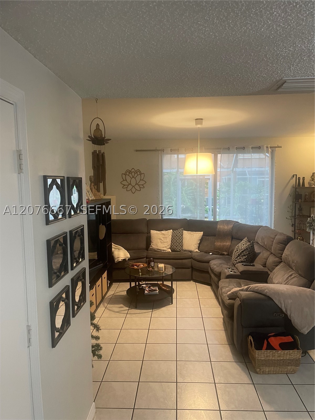 1522 Barcelona Way #5-20, Weston FL 33327