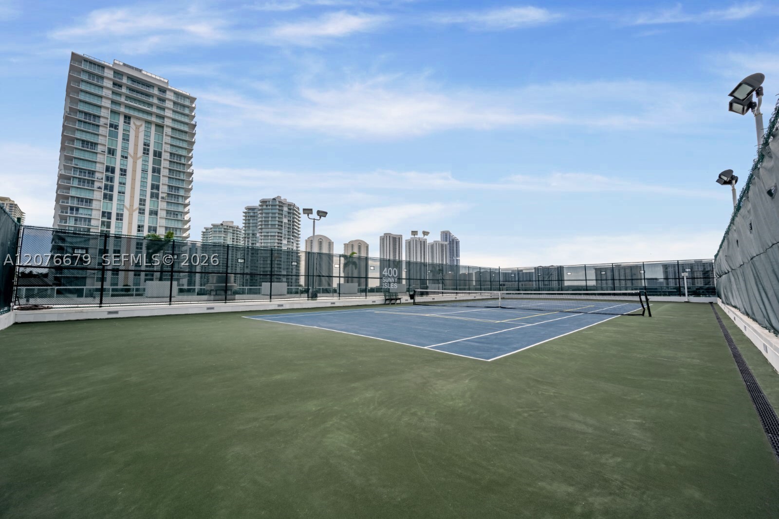 400 Sunny Isles Blvd #908, Sunny Isles Beach FL 33160
