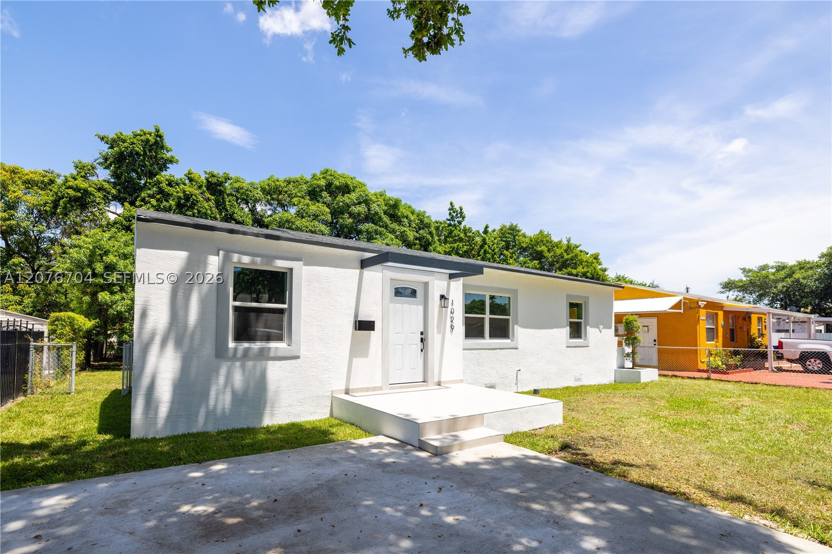 1029 NW 42nd St, Miami FL 33127