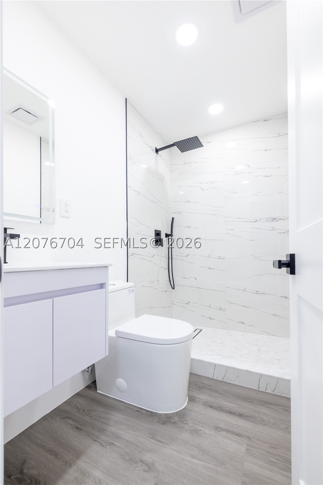 1029 NW 42nd St, Miami FL 33127