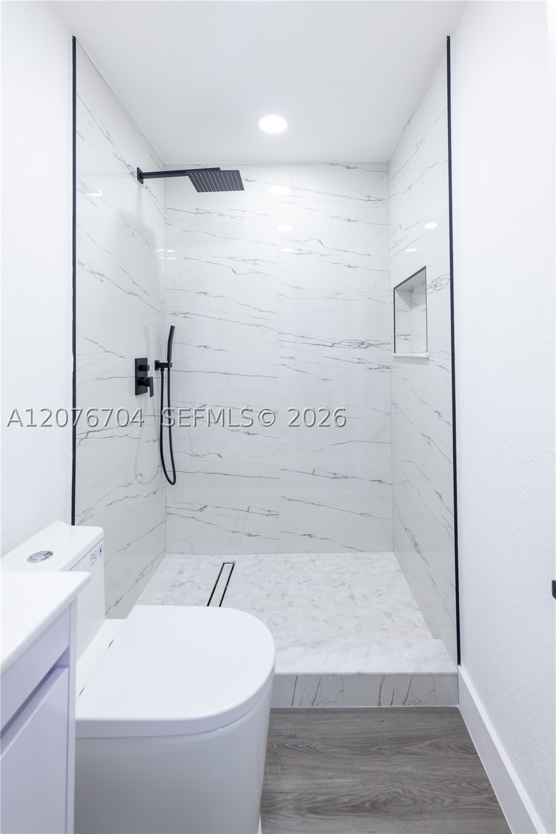 1029 NW 42nd St, Miami FL 33127