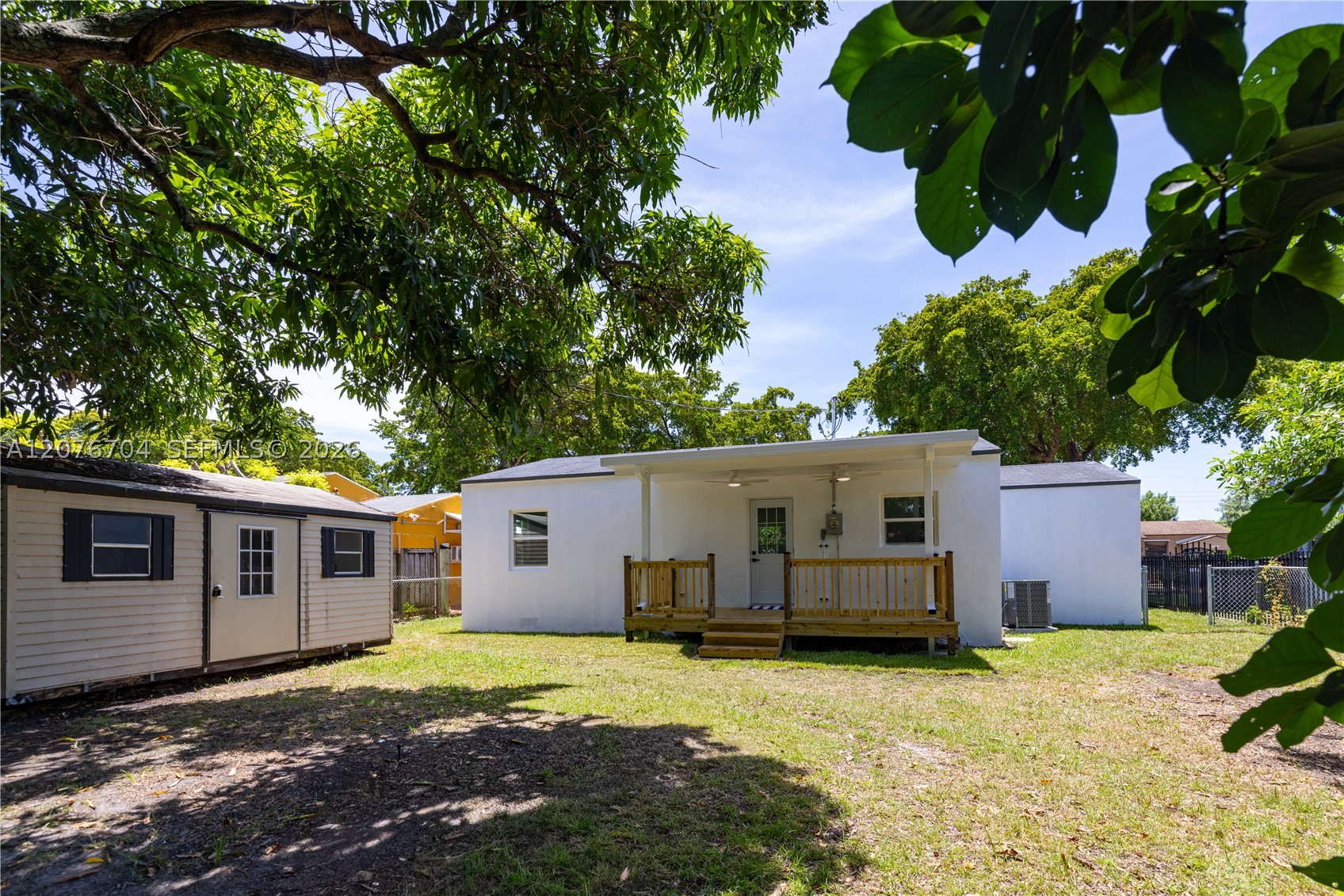 1029 NW 42nd St, Miami FL 33127