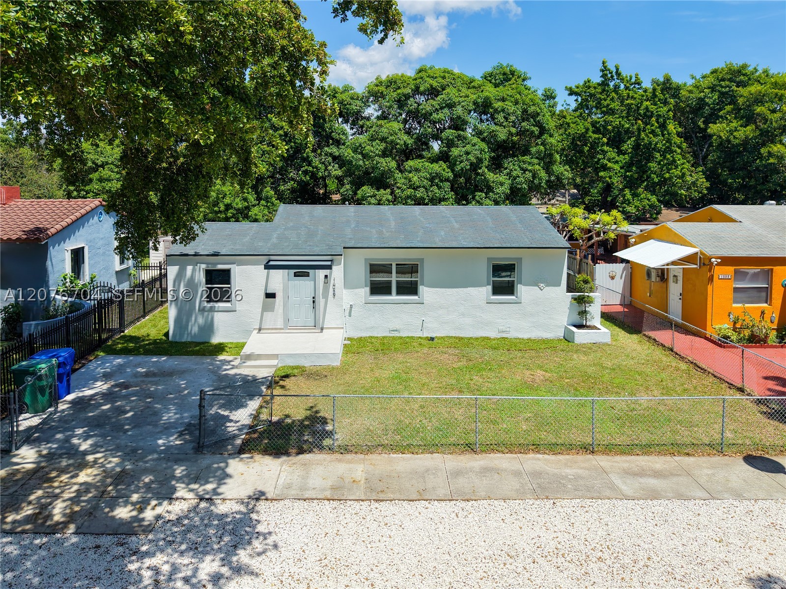 1029 NW 42nd St, Miami FL 33127