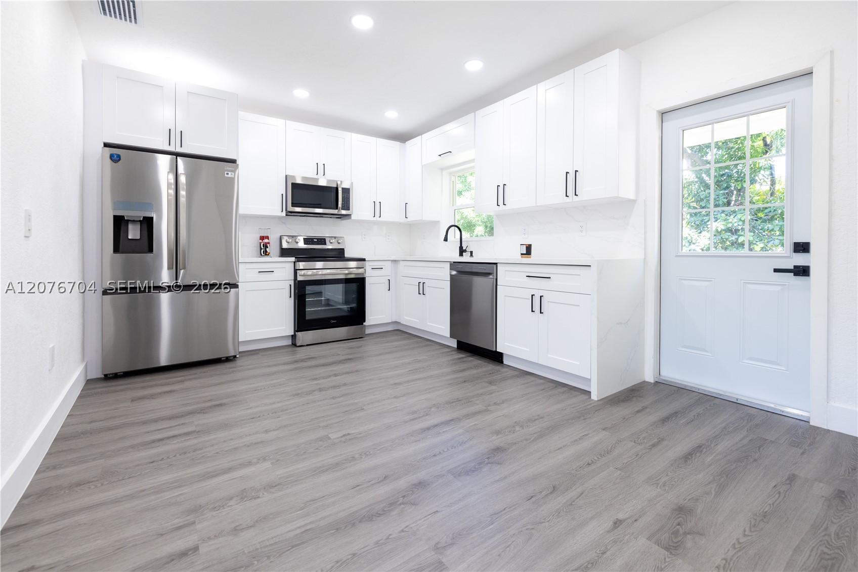 1029 NW 42nd St, Miami FL 33127