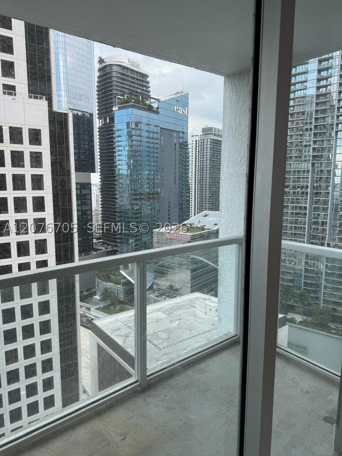 500 Brickell Ave #3210, Miami FL 33131