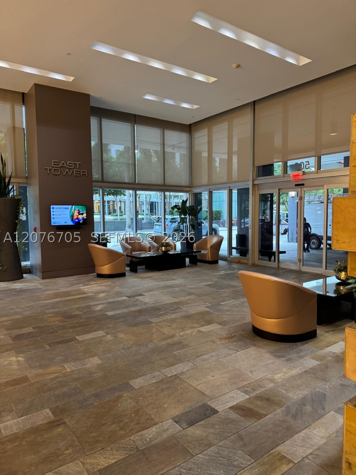 500 Brickell Ave #3210, Miami FL 33131