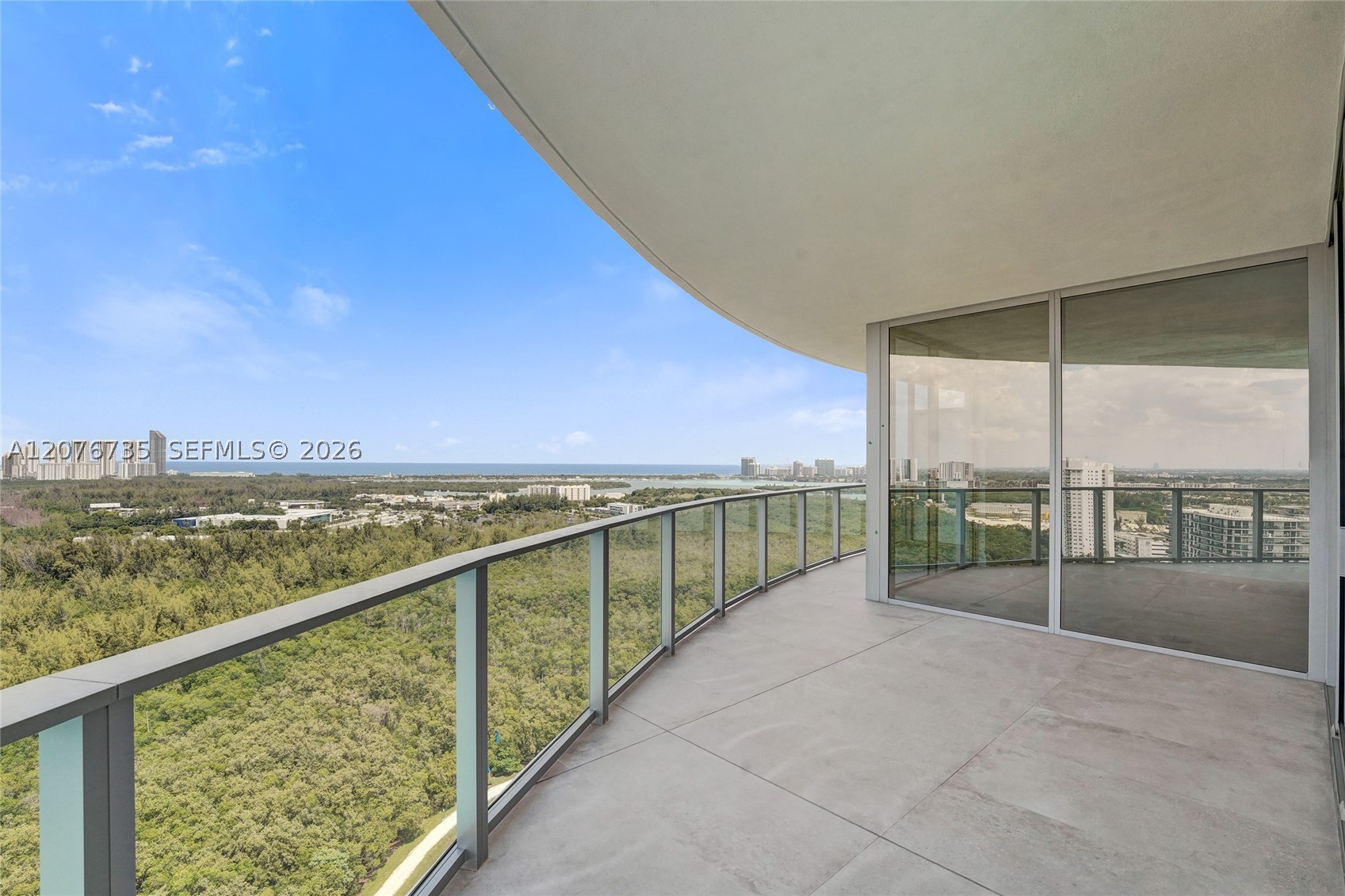 2411 Laguna Circle #2511, North Miami FL 33181