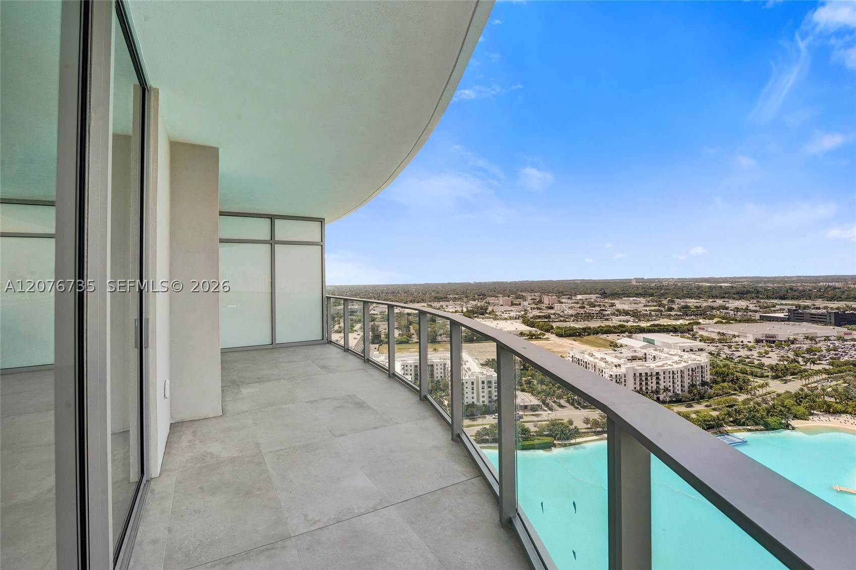 2411 Laguna Circle #2511, North Miami FL 33181