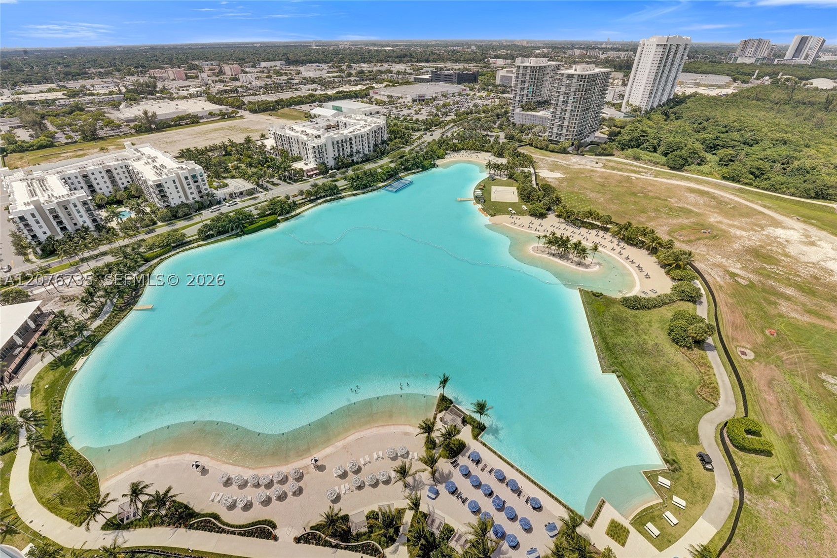 2411 Laguna Circle #2511, North Miami FL 33181