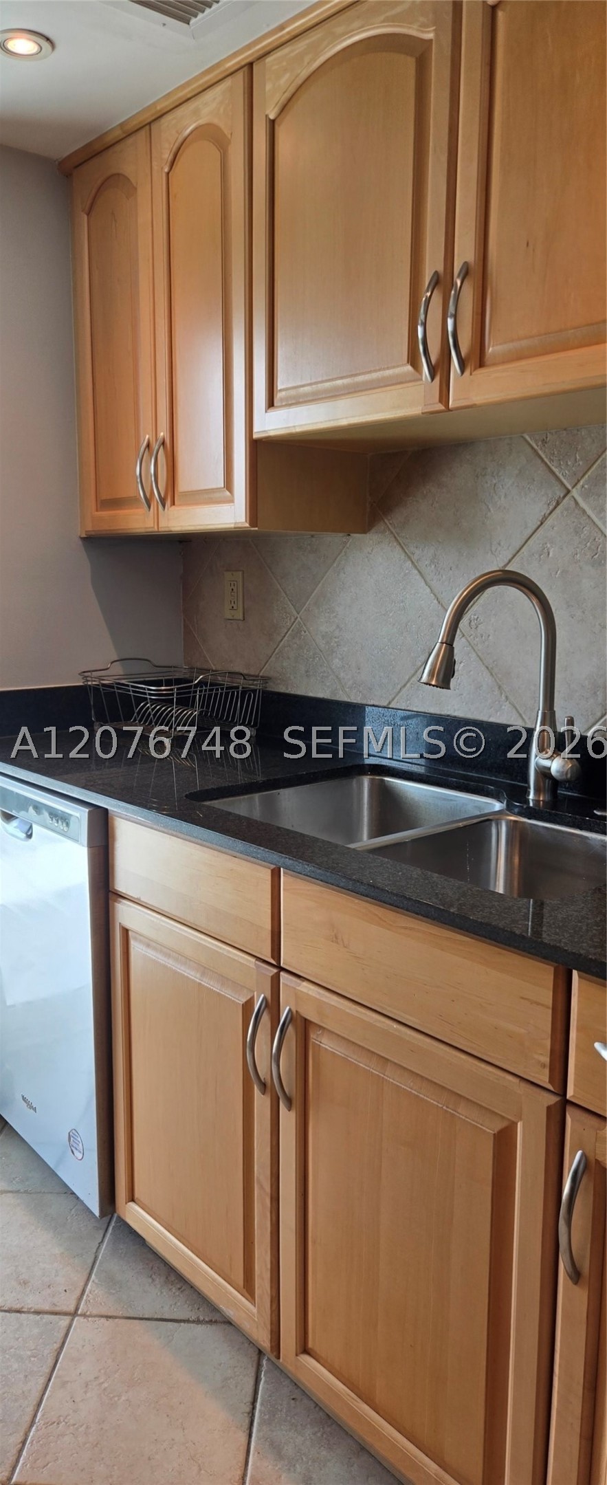 Fort Lauderdale FL 33308 - A12076748