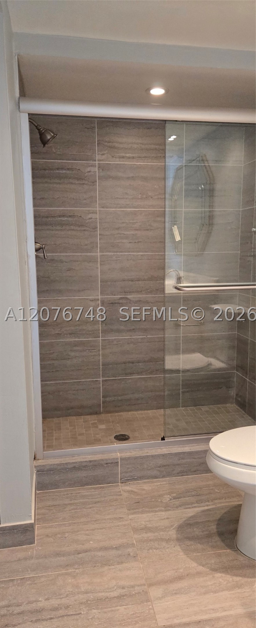 Fort Lauderdale FL 33308 - A12076748