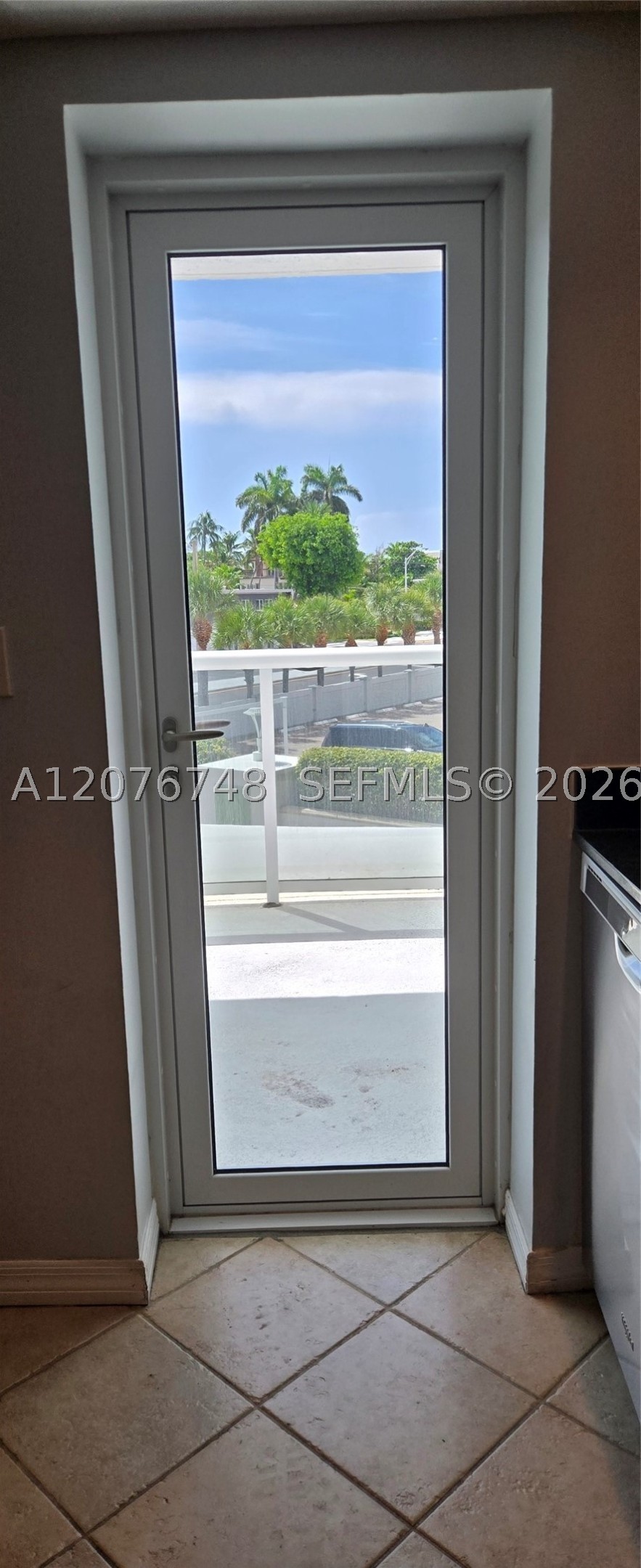 Fort Lauderdale FL 33308 - A12076748