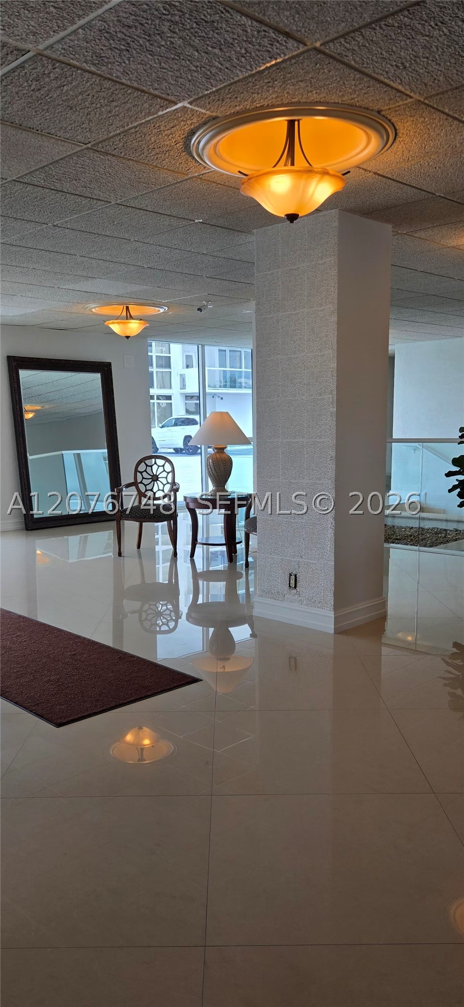 Fort Lauderdale FL 33308 - A12076748