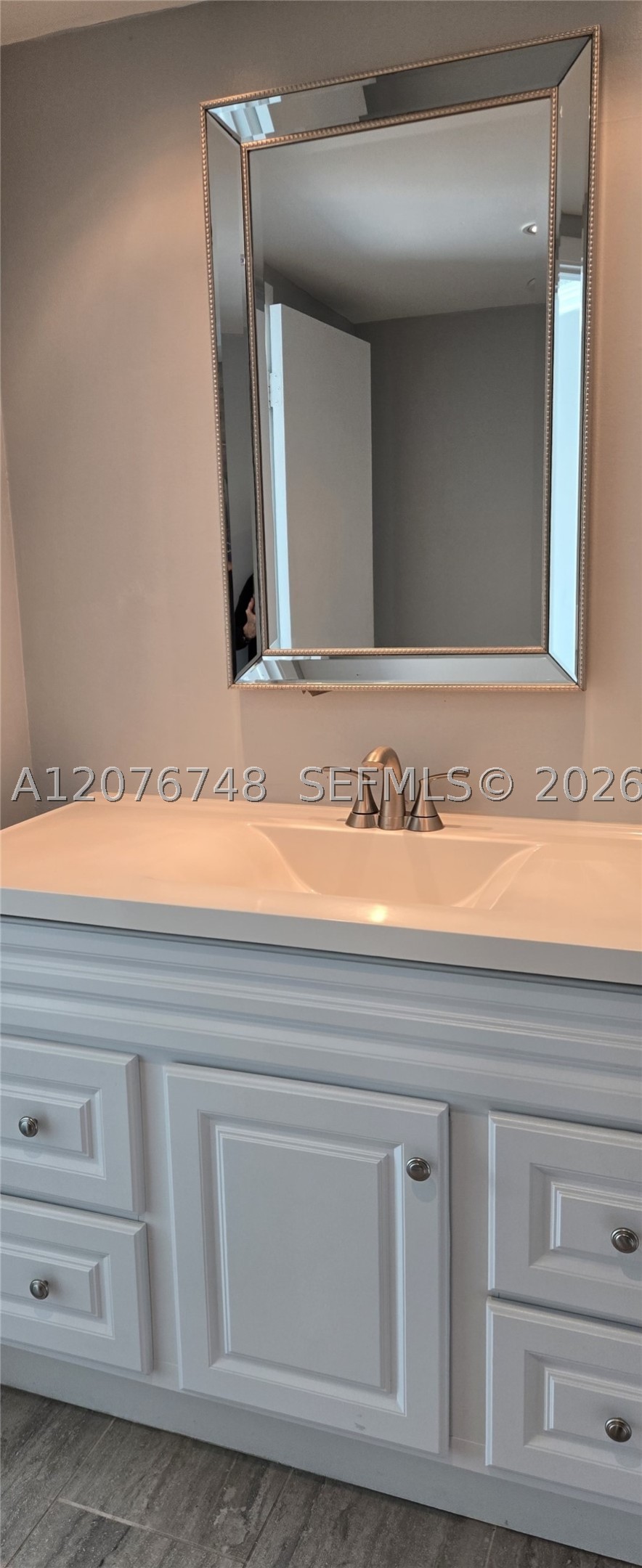 Fort Lauderdale FL 33308 - A12076748