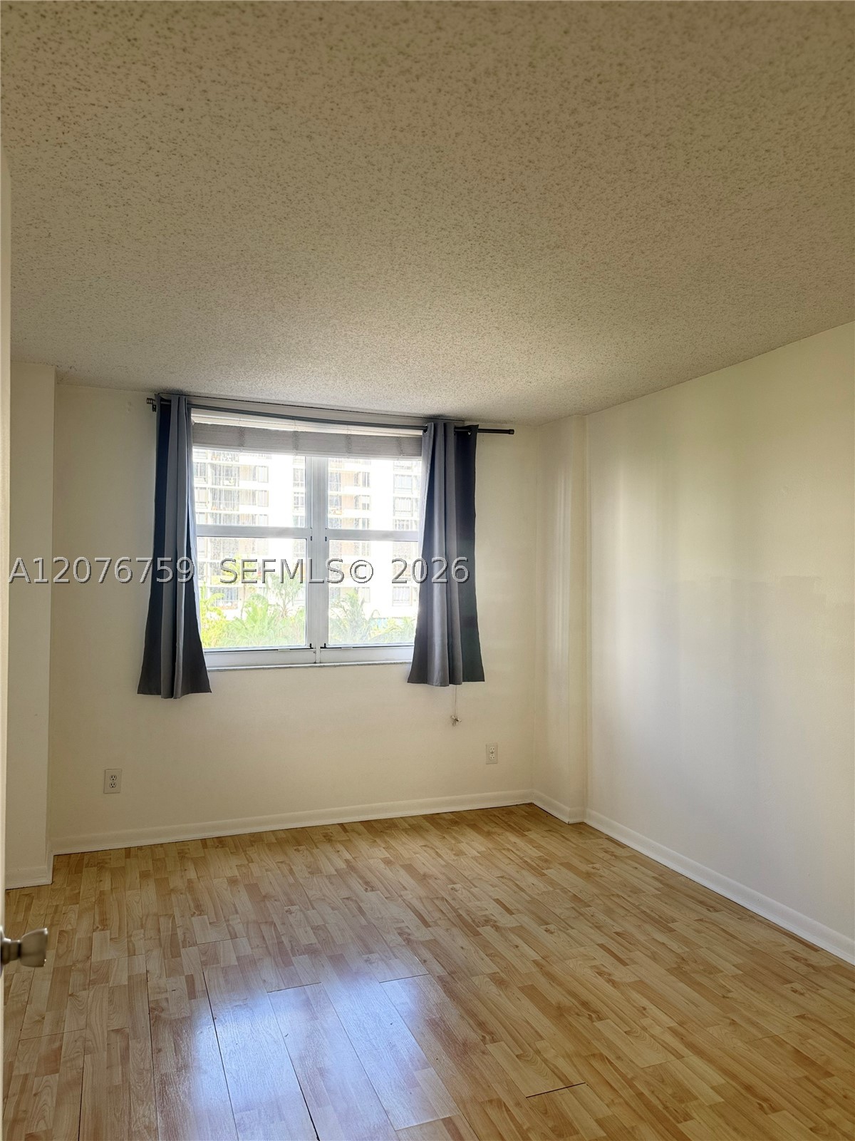 770 CLAUGHTON ISLAND DR #601, Miami FL 33131