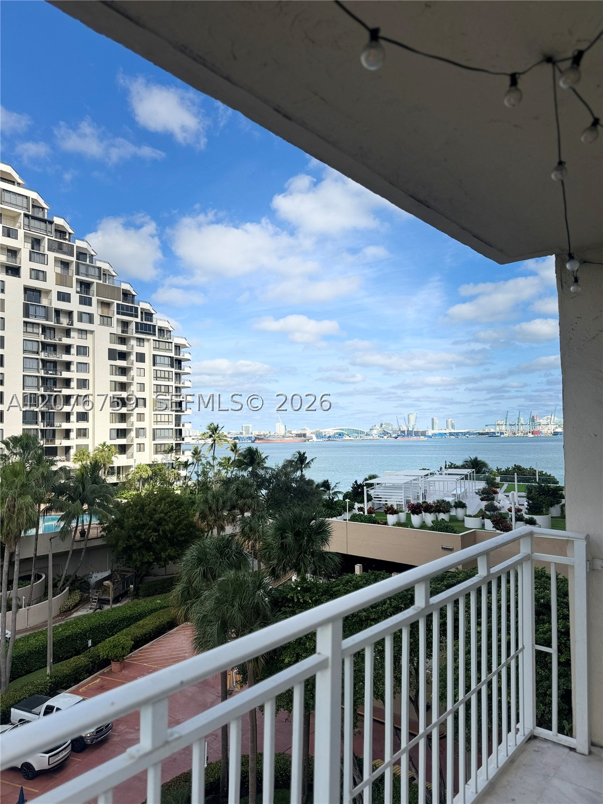770 CLAUGHTON ISLAND DR #601, Miami FL 33131