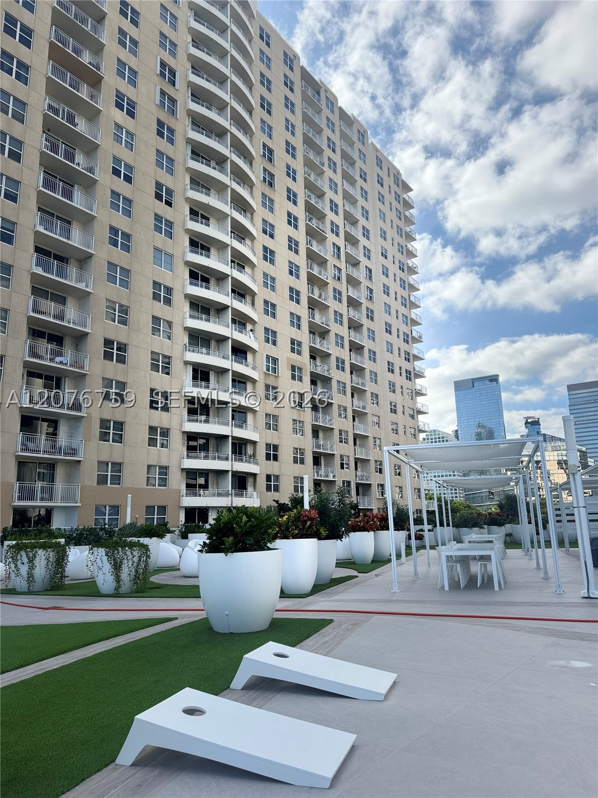 770 CLAUGHTON ISLAND DR #601, Miami FL 33131
