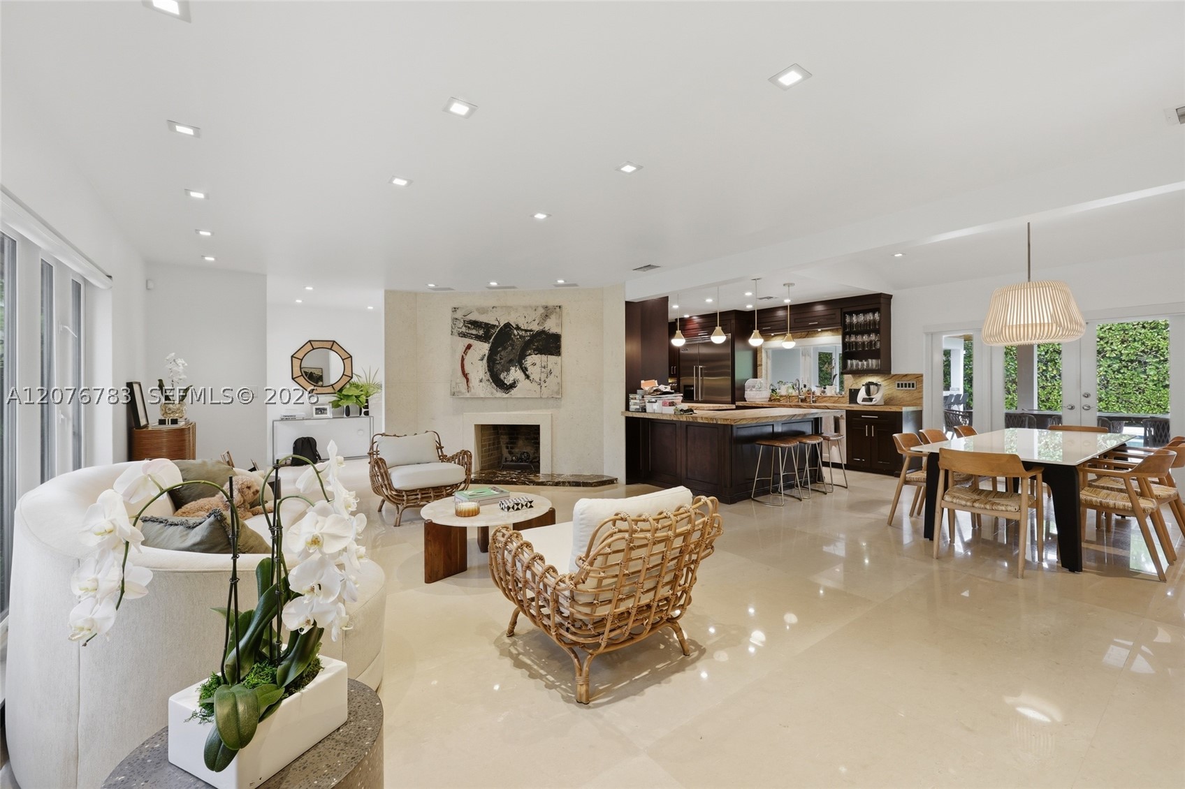 571 S Mashta Dr, Key Biscayne FL 33149