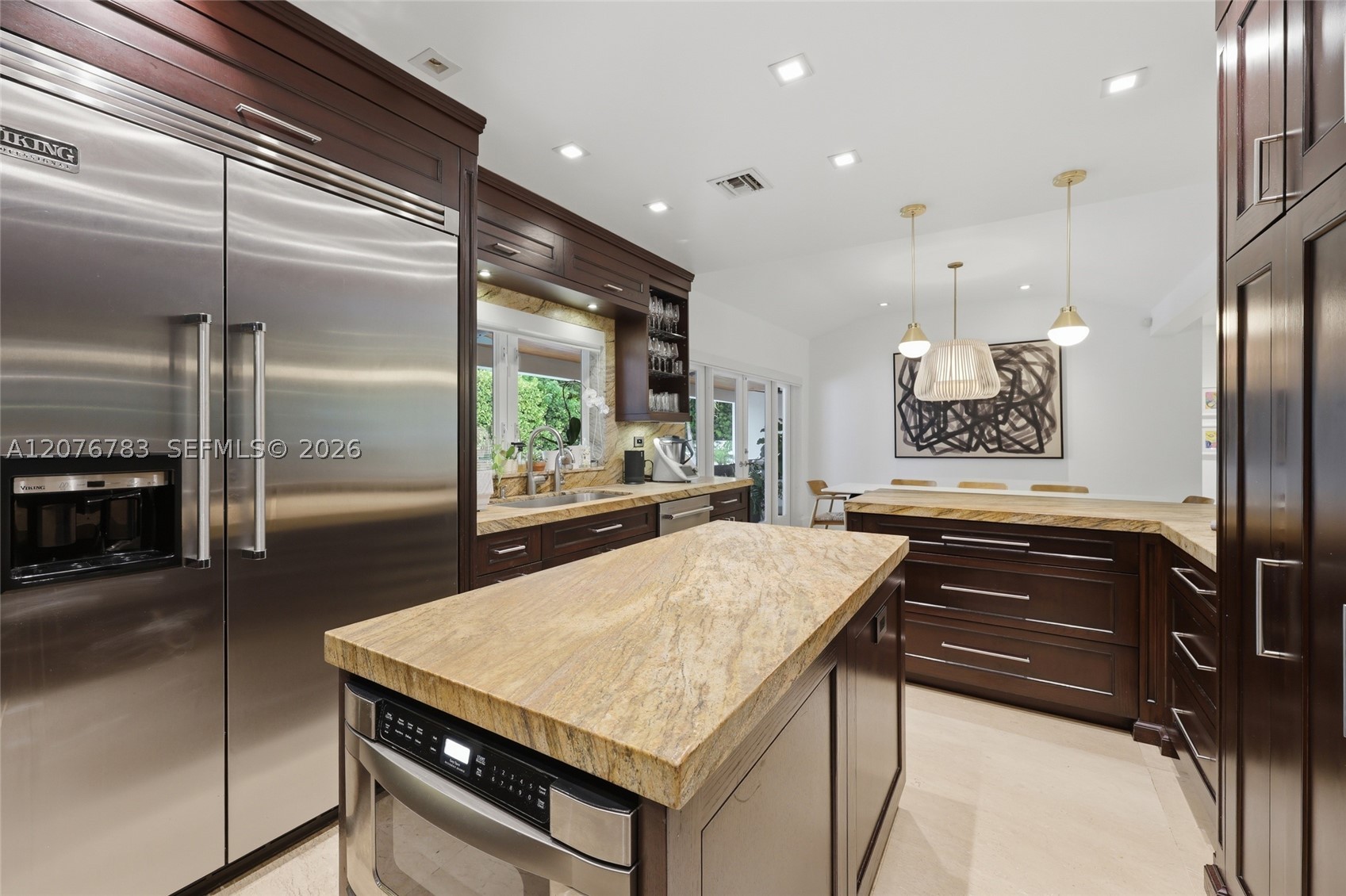 571 S Mashta Dr, Key Biscayne FL 33149