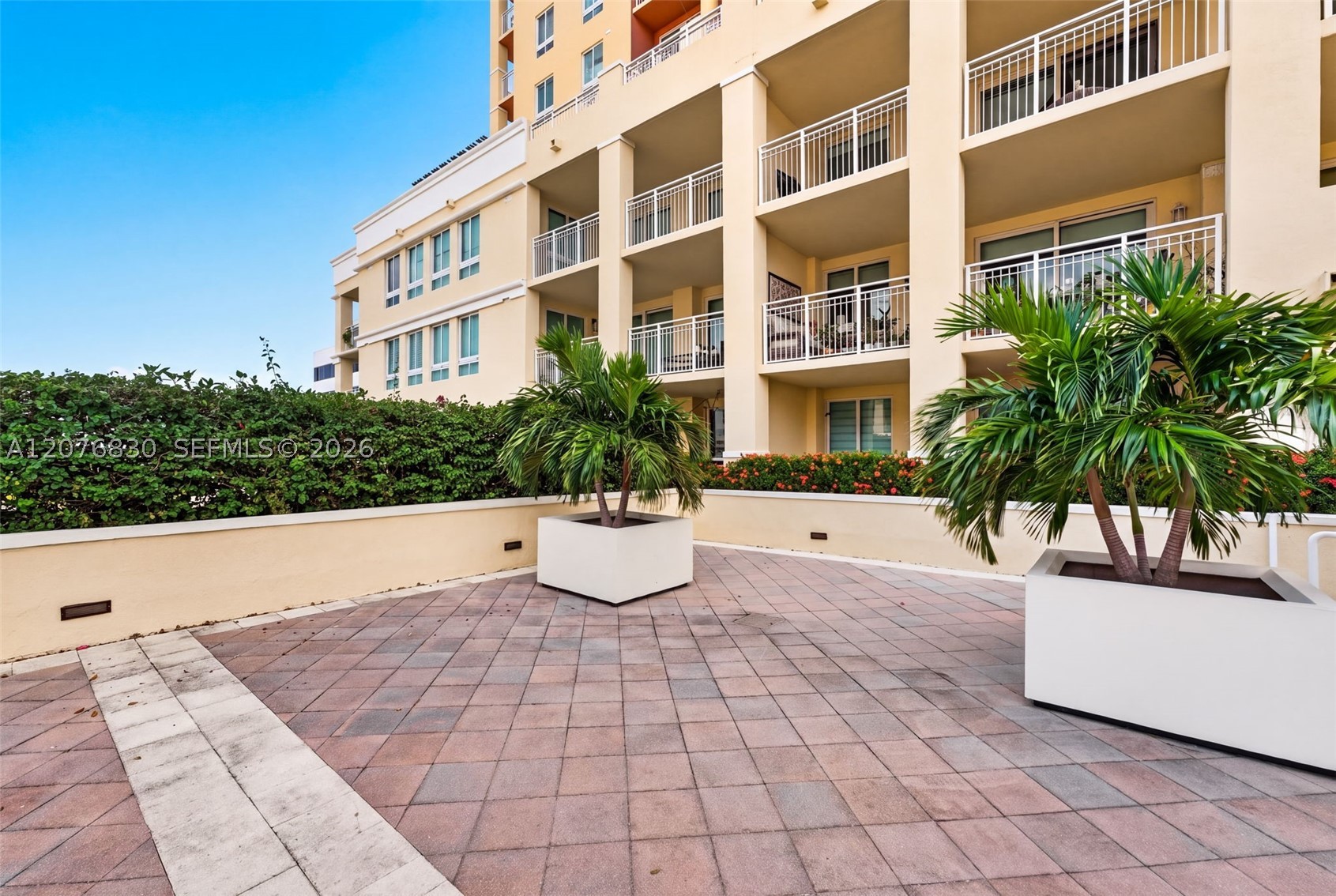 7350 SW 89th St #721S, Miami FL 33156