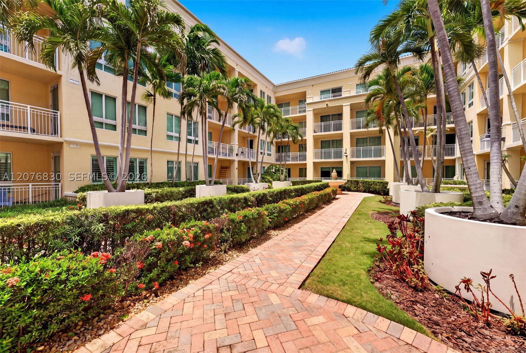 7350 SW 89th St #721S, Miami FL 33156