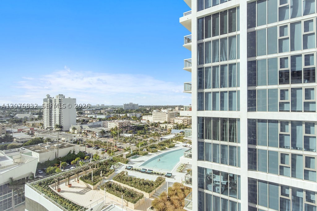 6801 Collins Ave #1216, Miami Beach FL 33141