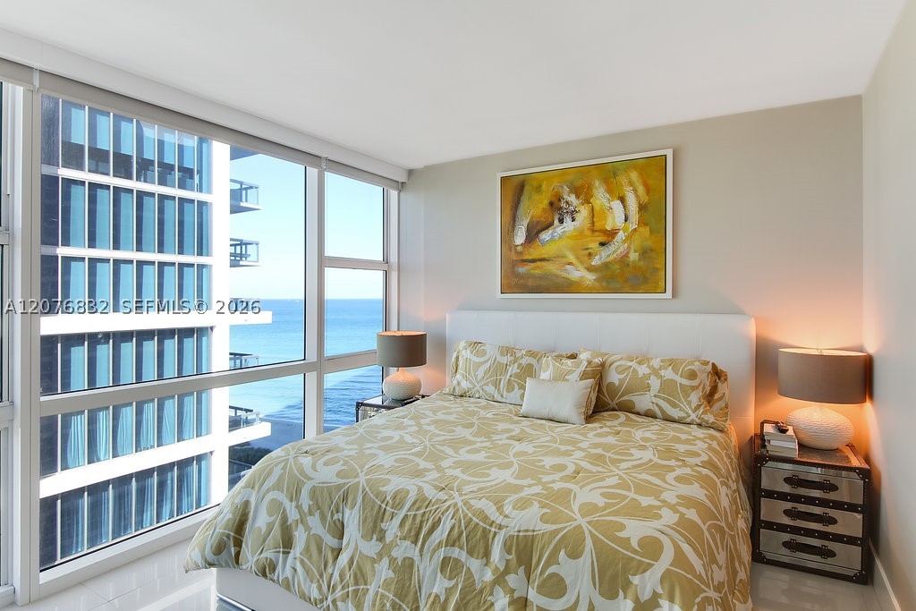 6801 Collins Ave #1216, Miami Beach FL 33141