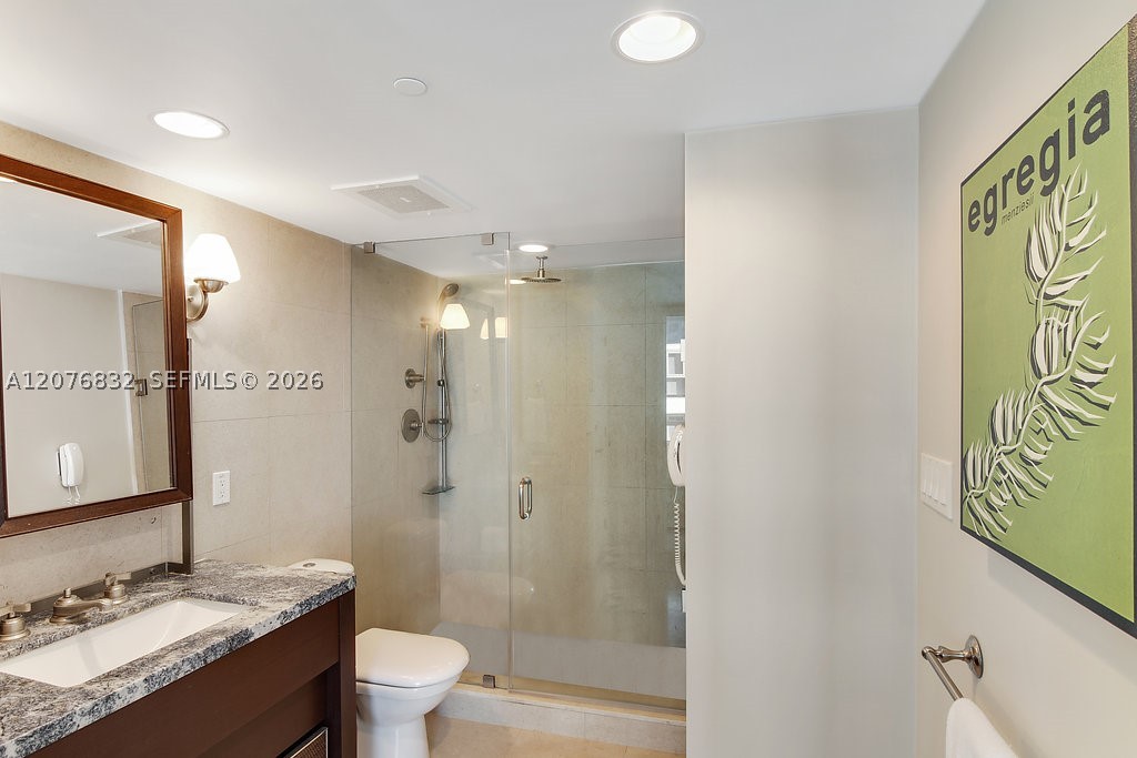 6801 Collins Ave #1216, Miami Beach FL 33141