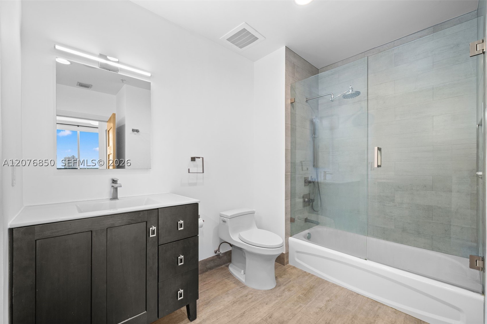 10 Aragon Ave #1602, Coral Gables FL 33134