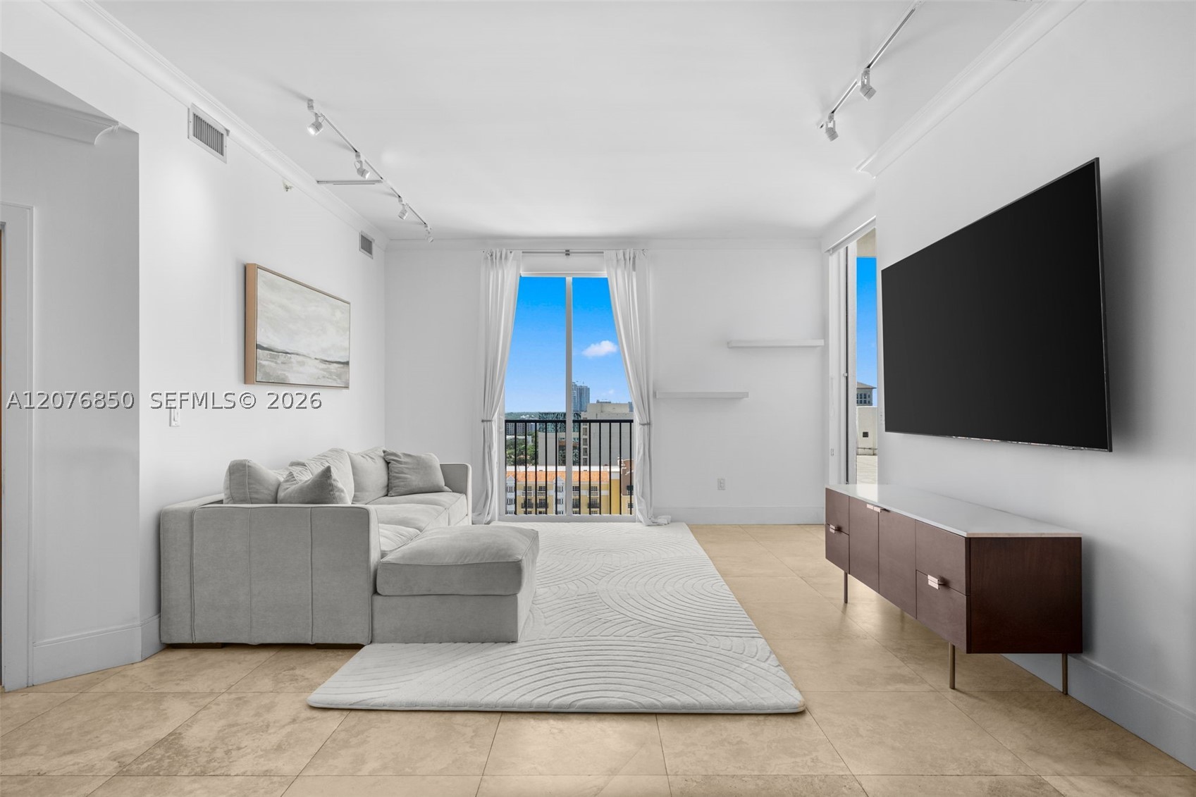 10 Aragon Ave #1602, Coral Gables FL 33134