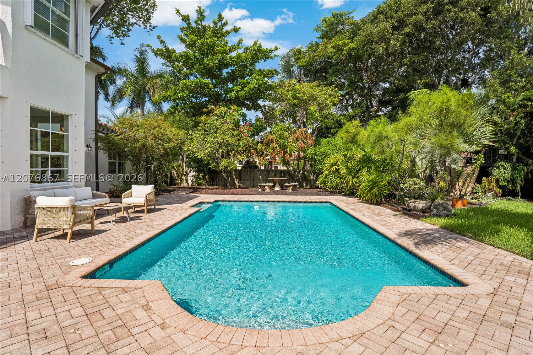 8445 SW 163rd Ter, Palmetto Bay FL 33157