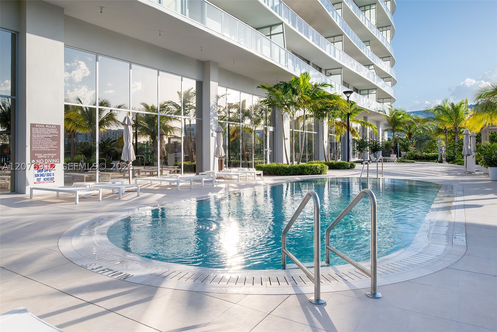 2411 Laguna Circle #2402, North Miami FL 33181