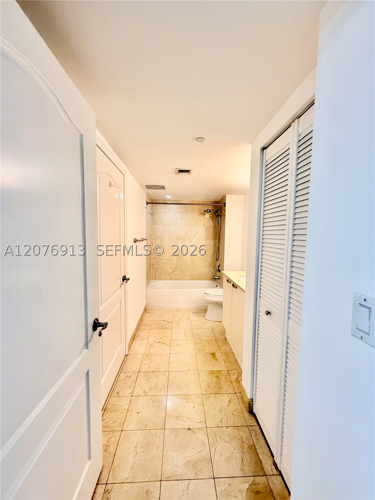 2101 Brickell Ave #1805, Miami FL 33129