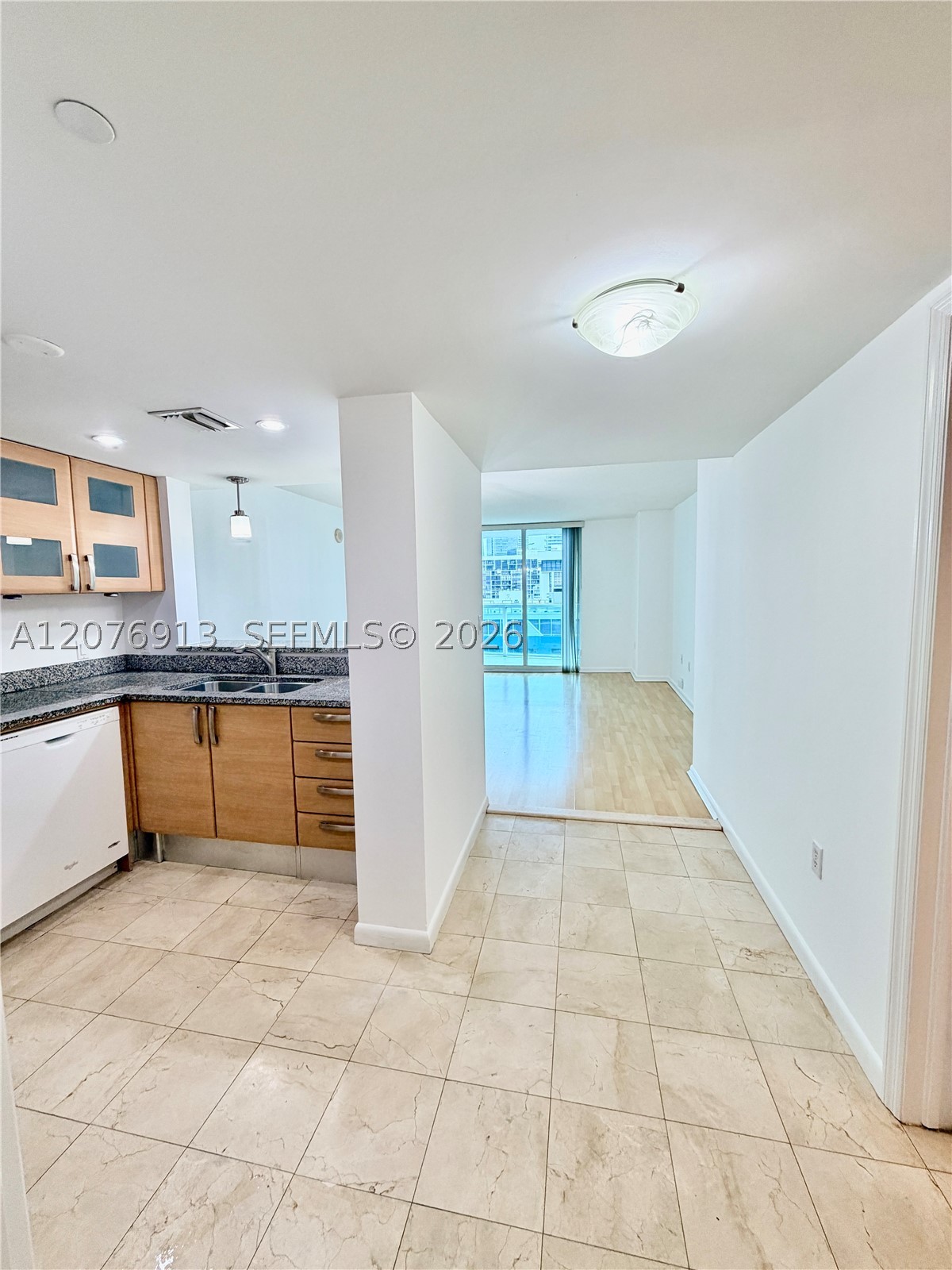 2101 Brickell Ave #1805, Miami FL 33129