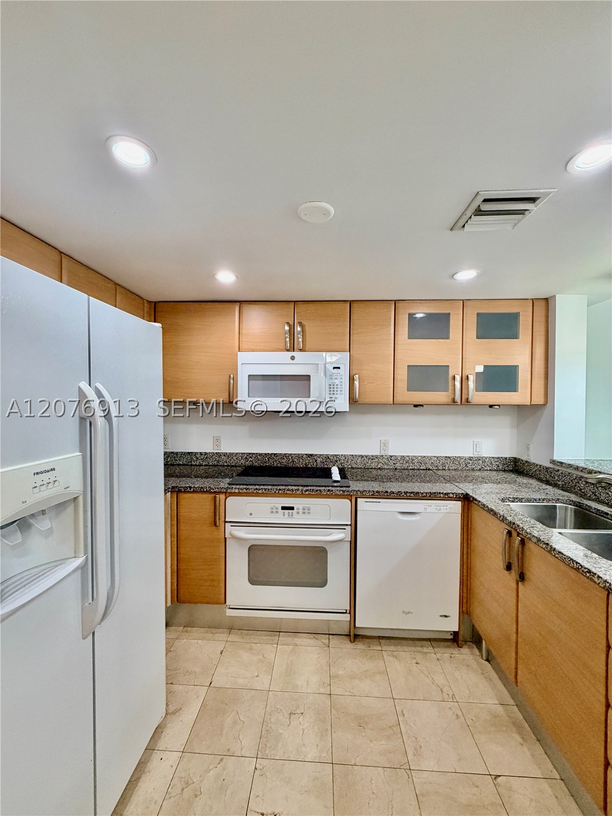 2101 Brickell Ave #1805, Miami FL 33129