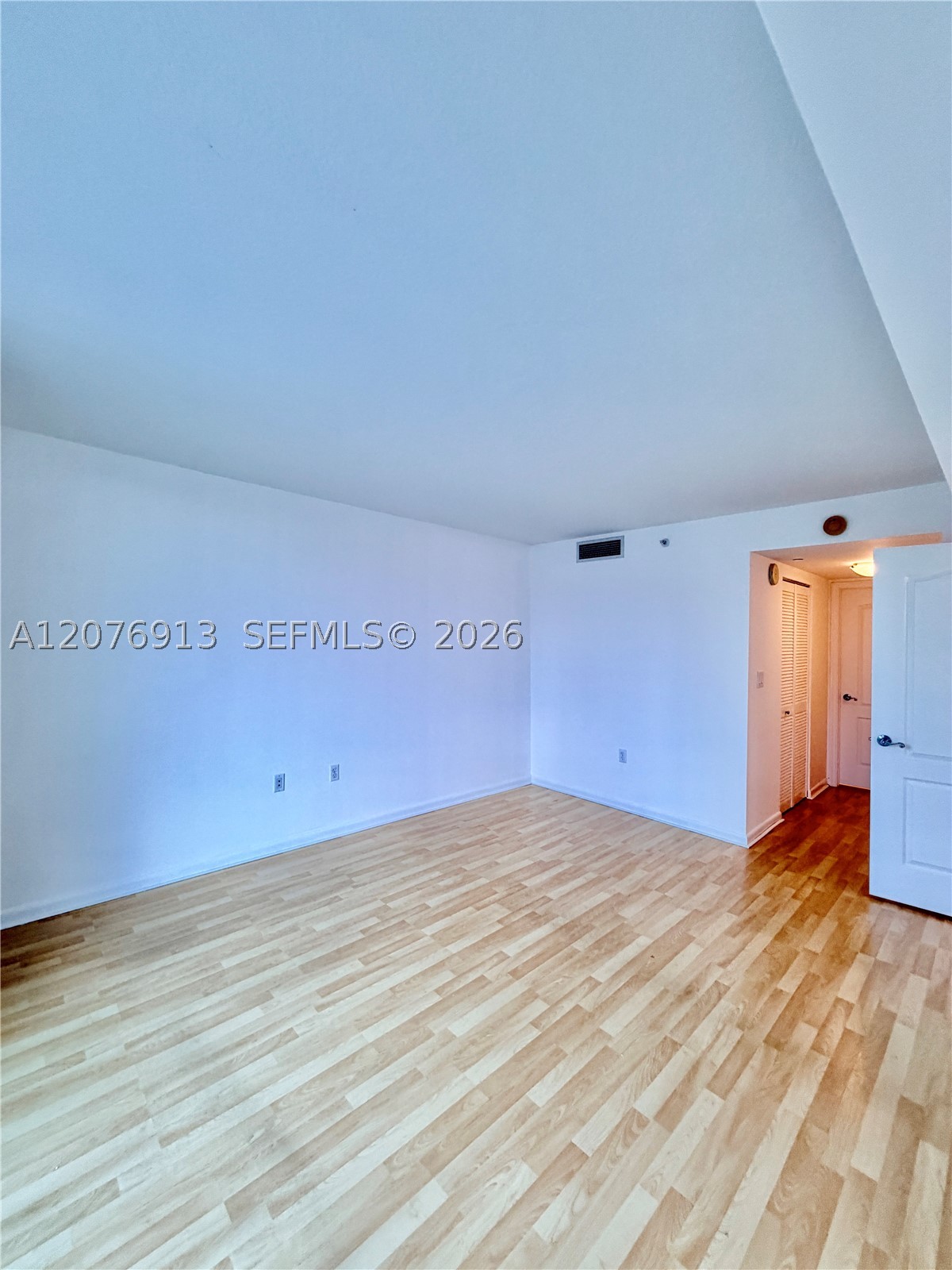 2101 Brickell Ave #1805, Miami FL 33129