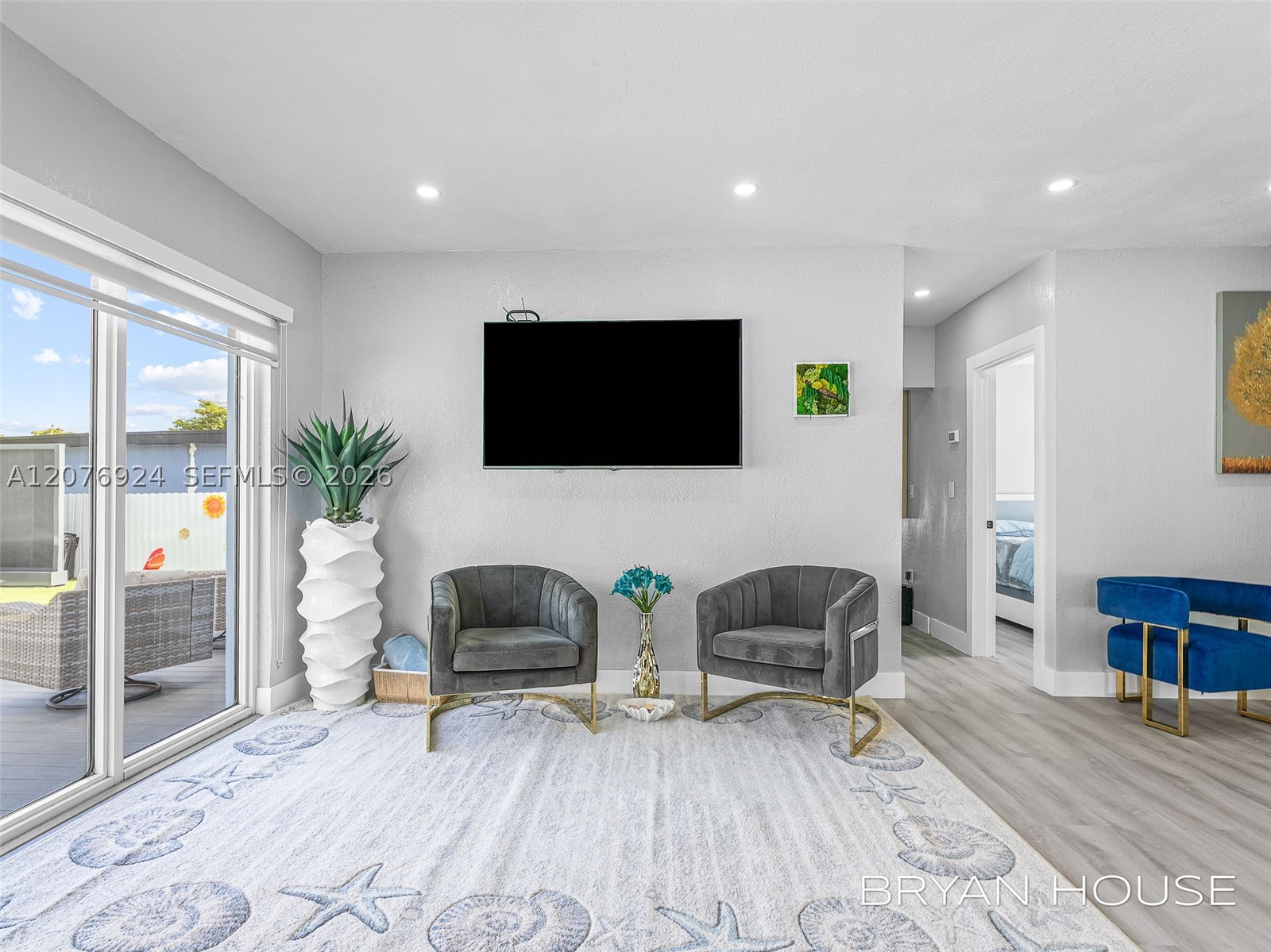 3341 NW 20th St, Miami FL 33142
