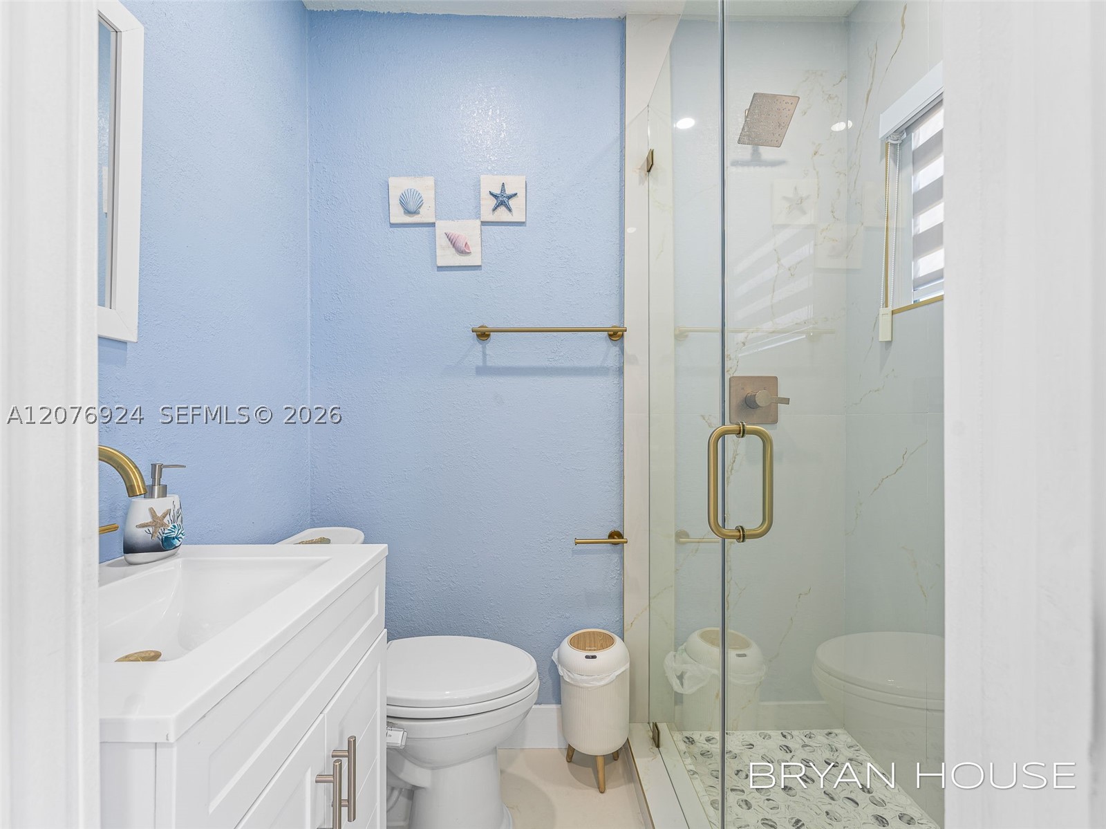 3341 NW 20th St, Miami FL 33142