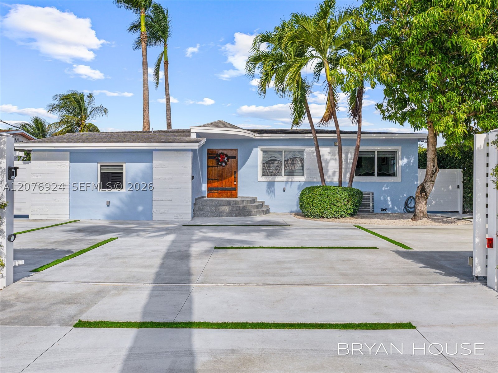3341 NW 20th St, Miami FL 33142