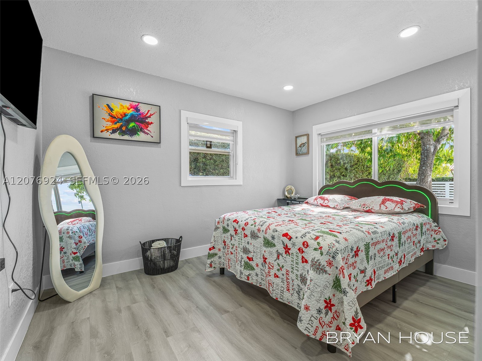 3341 NW 20th St, Miami FL 33142