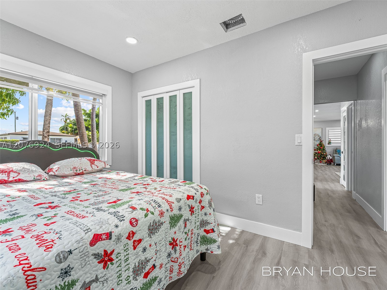 3341 NW 20th St, Miami FL 33142