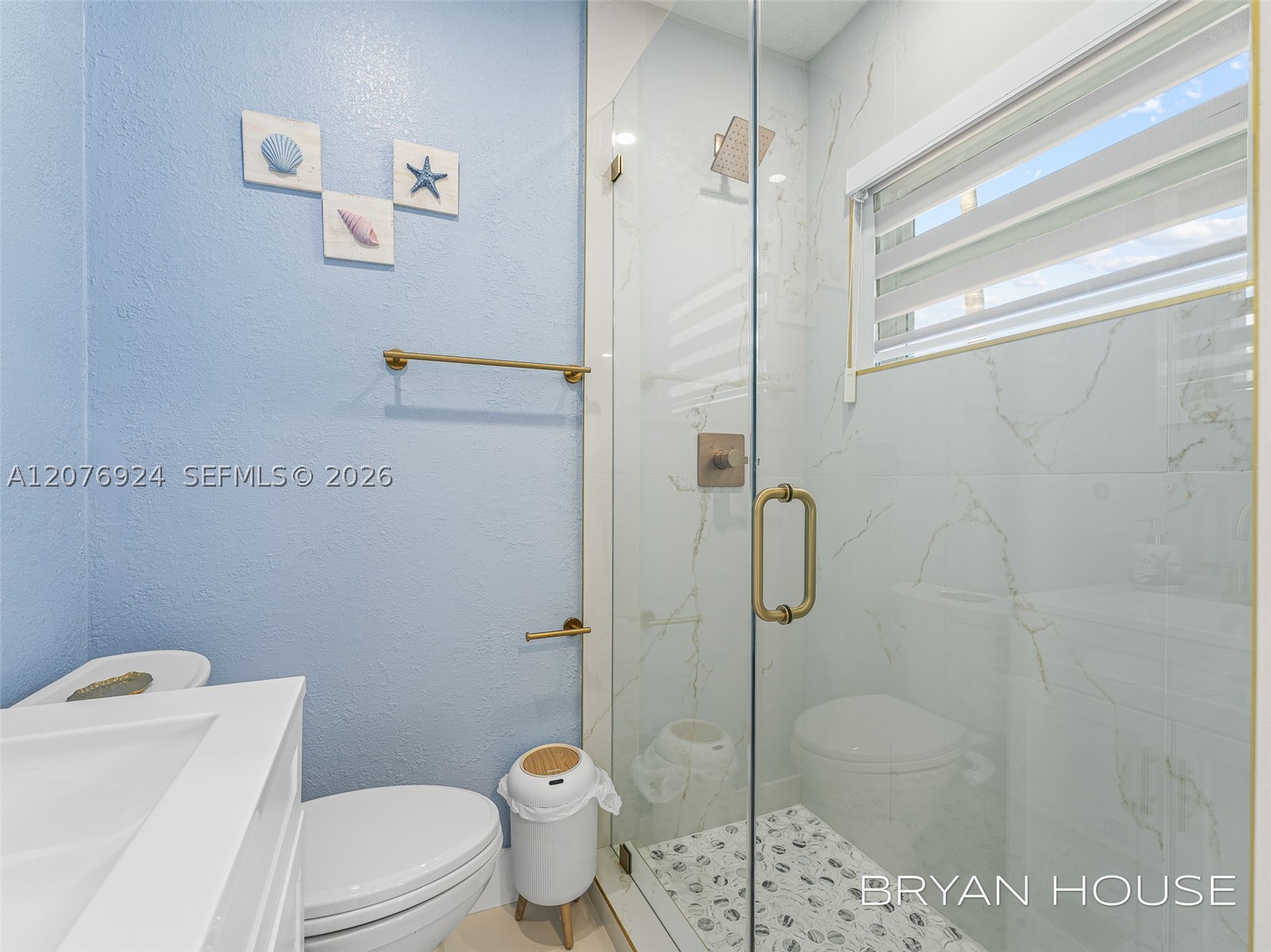3341 NW 20th St, Miami FL 33142