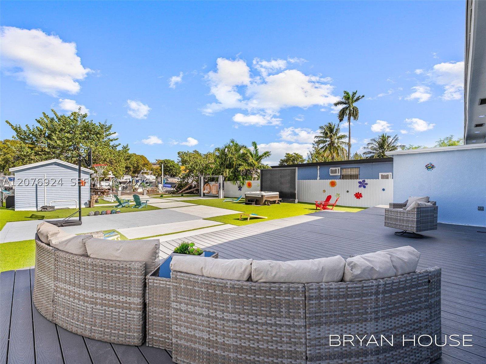 3341 NW 20th St, Miami FL 33142