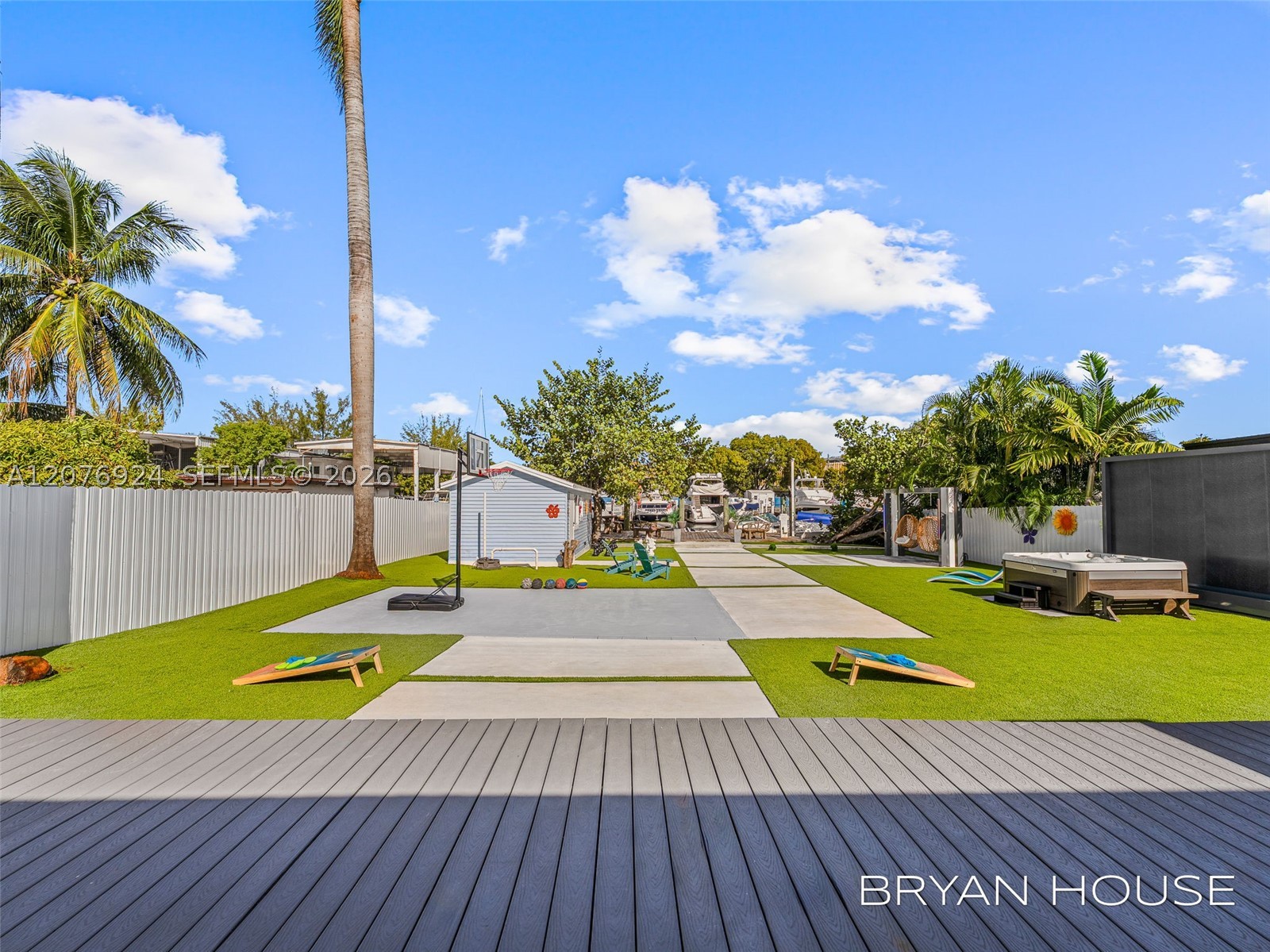 3341 NW 20th St, Miami FL 33142
