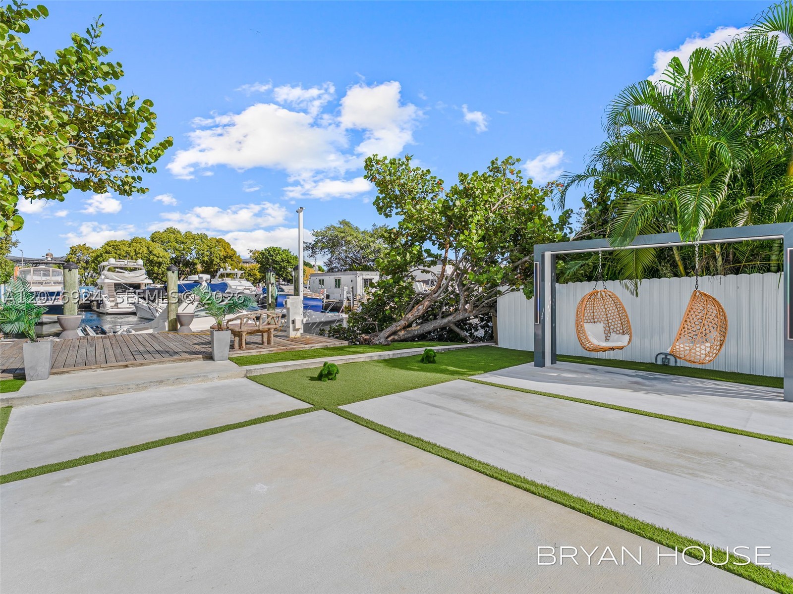 3341 NW 20th St, Miami FL 33142