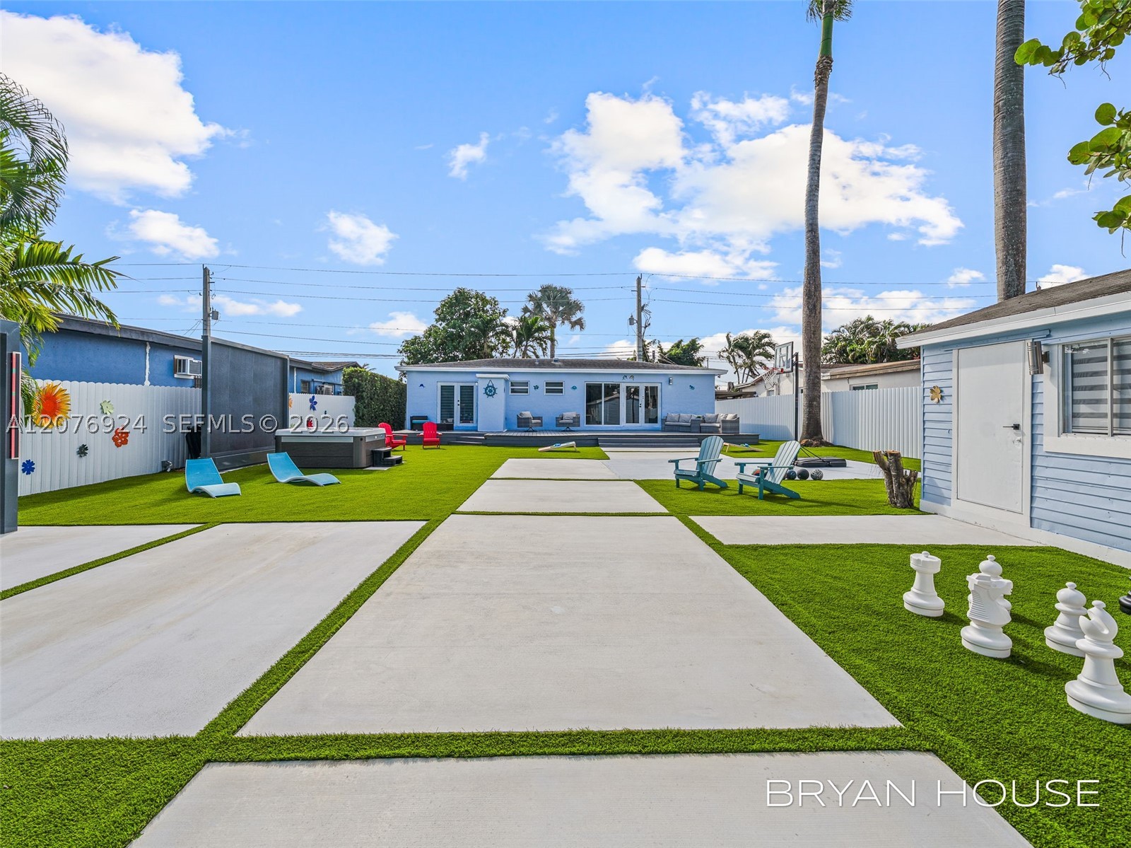 3341 NW 20th St, Miami FL 33142